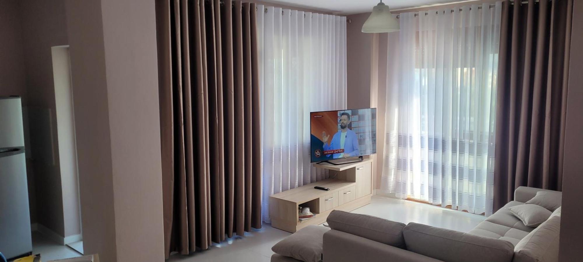 Orange Apartment Golem  Eksteriør billede